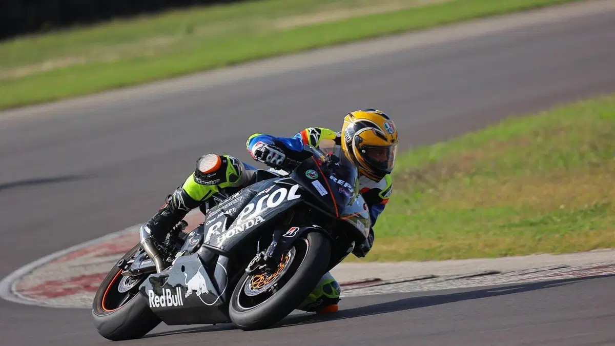 Honda CBR 600 RR (2005 - 06)  (7)