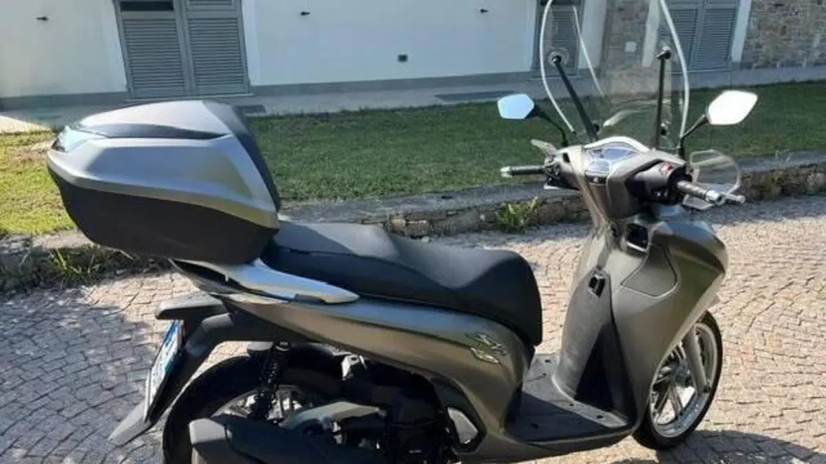 Honda SH 350 (2021 - 24)  (4)