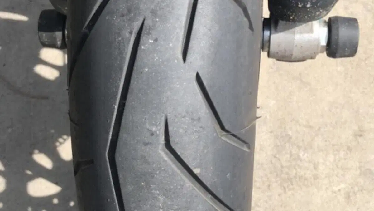 Ducati Hypermotard 698 Mono (2024 - 26)  (6)