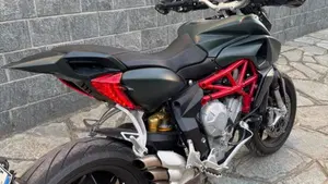 MV Agusta Rivale 800 EAS ABS (2013 -17)  (6)