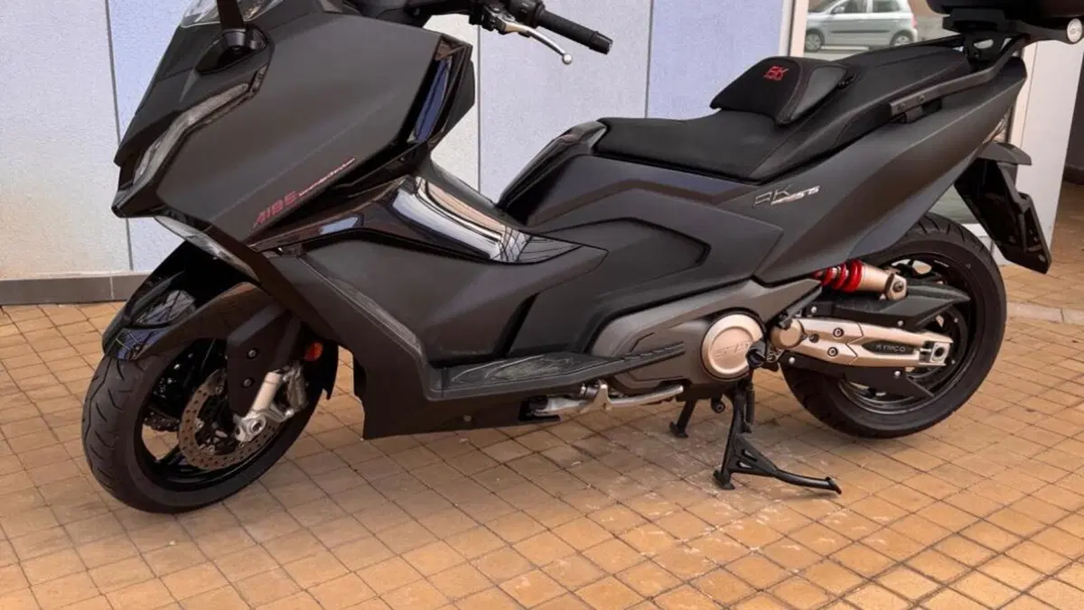 Kymco AK 575 Premium (2025 - 26)  (2)