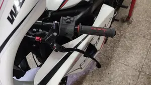 Triumph Street Triple 765 R (2023 - 26)  (2)