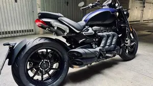 Triumph Rocket 3 Storm R (2024 - 26)  (4)