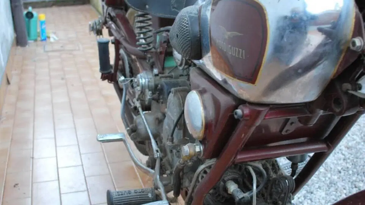 Moto Guzzi   (5)