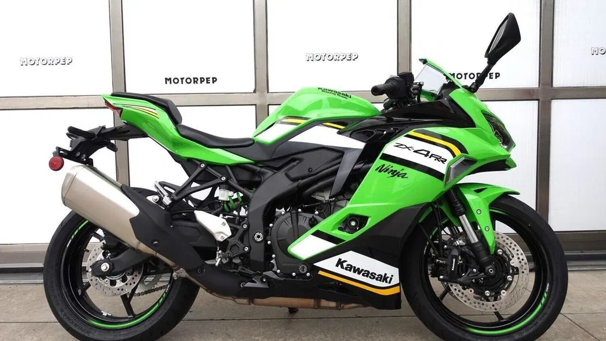 Kawasaki Ninja ZX-4RR (2024 - 26)  (2)