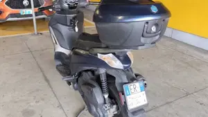 Piaggio Beverly 300 S i.e. ABS-ASR (2016 - 20)  (2)