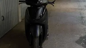 Honda SH 300 i (2006 - 10)  (2)