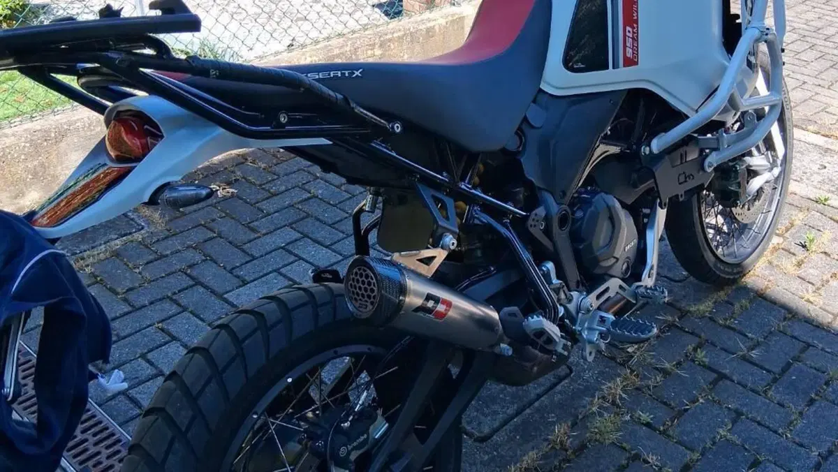 Ducati DesertX (2022 - 25)  (15)