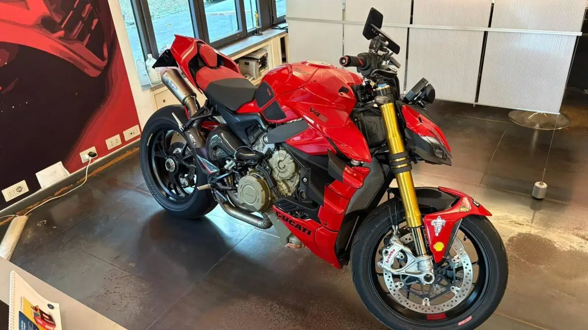Ducati Streetfighter V4 S (2023 - 24)  (15)