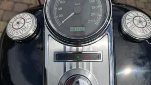 Harley-Davidson 103 Road King Classic (2011 - 13) - FLHRC  (10)