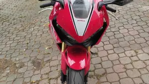 Honda CBR 1000 RR Fireblade (2017 - 19) 