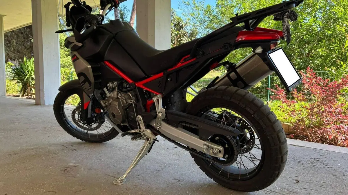Aprilia Tuareg 660 (2025 - 26)  (5)