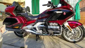 Honda GL 1800 Gold Wing DCT Tour (2020)  (2)
