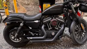 Harley-Davidson 883 Iron (2009 - 11) - XL 883N 