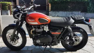 Triumph Street Scrambler 900 (2017 - 18) usata