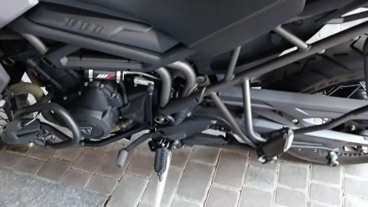 Triumph Tiger 800 XCx (2015 - 17)  (3)