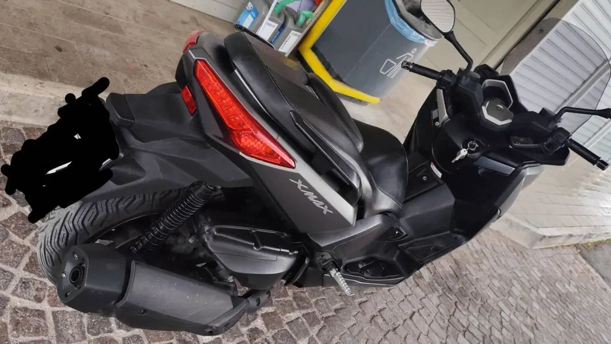 Yamaha X-Max 400 ABS (2013 - 16)  (8)