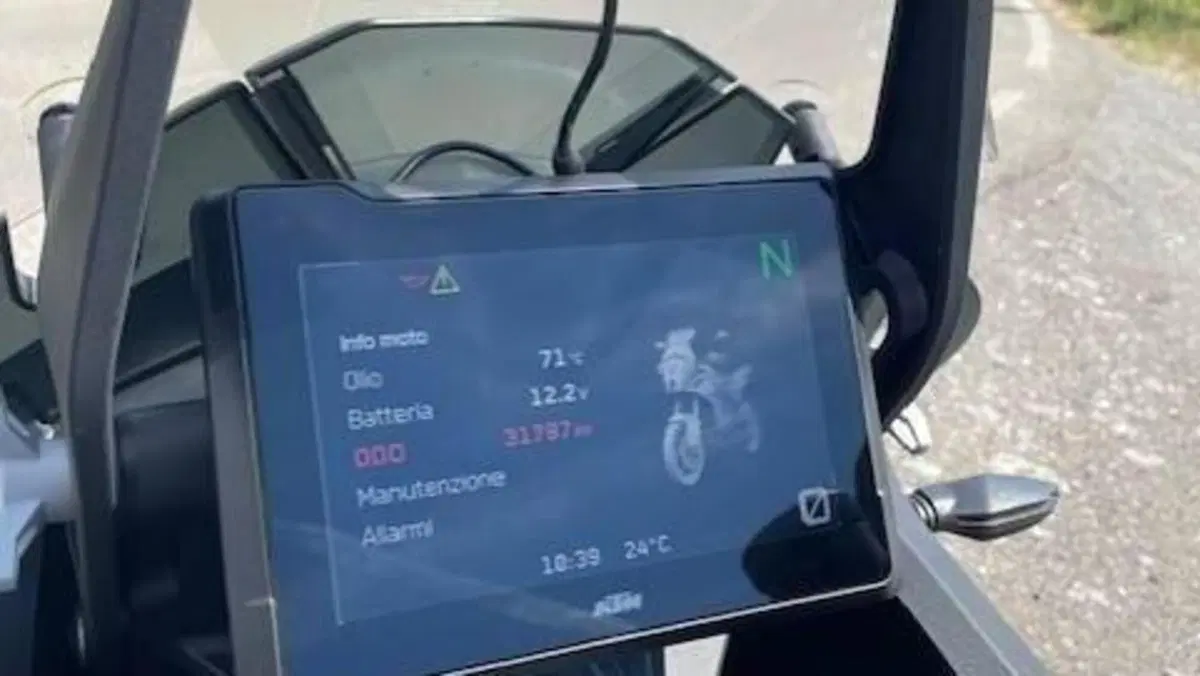 KTM 1290 Super Adventure S (2021)  (3)
