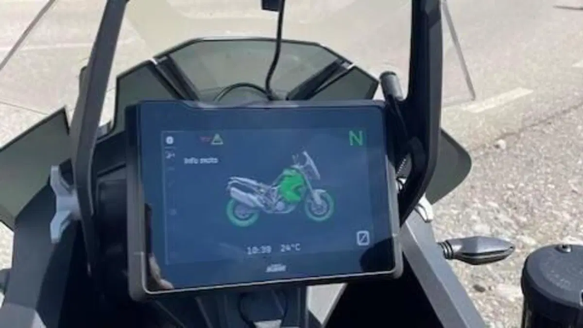 KTM 1290 Super Adventure S (2021)  (4)