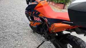 KTM 890 Adventure R (2022)  (6)
