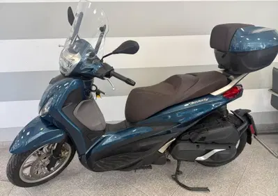Piaggio Beverly 400 ABS-ASR (2021 - 24) - Annuncio 10039019