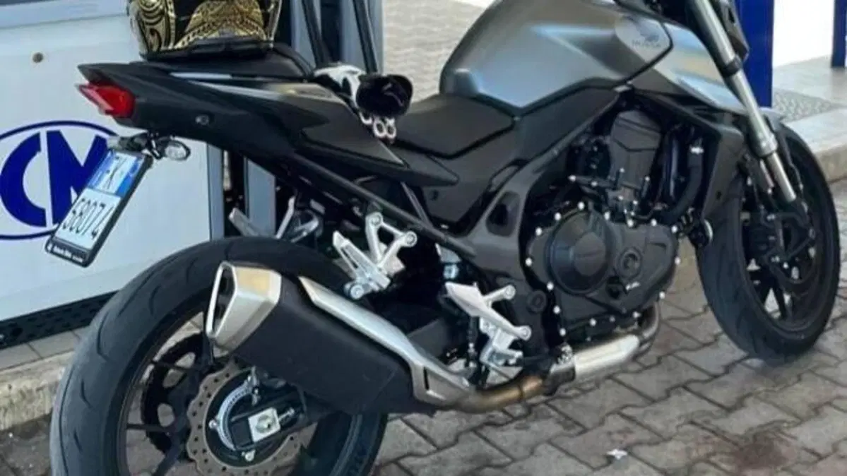Honda CB 750 Hornet (2023 - 24)  (8)