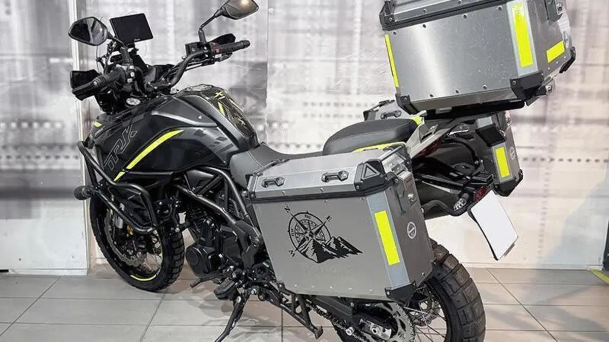 Benelli TRK 702 (2023 - 25)  (2)