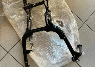 Cavalletto centrale per tuareg 660 Aprilia - Annuncio 10039092