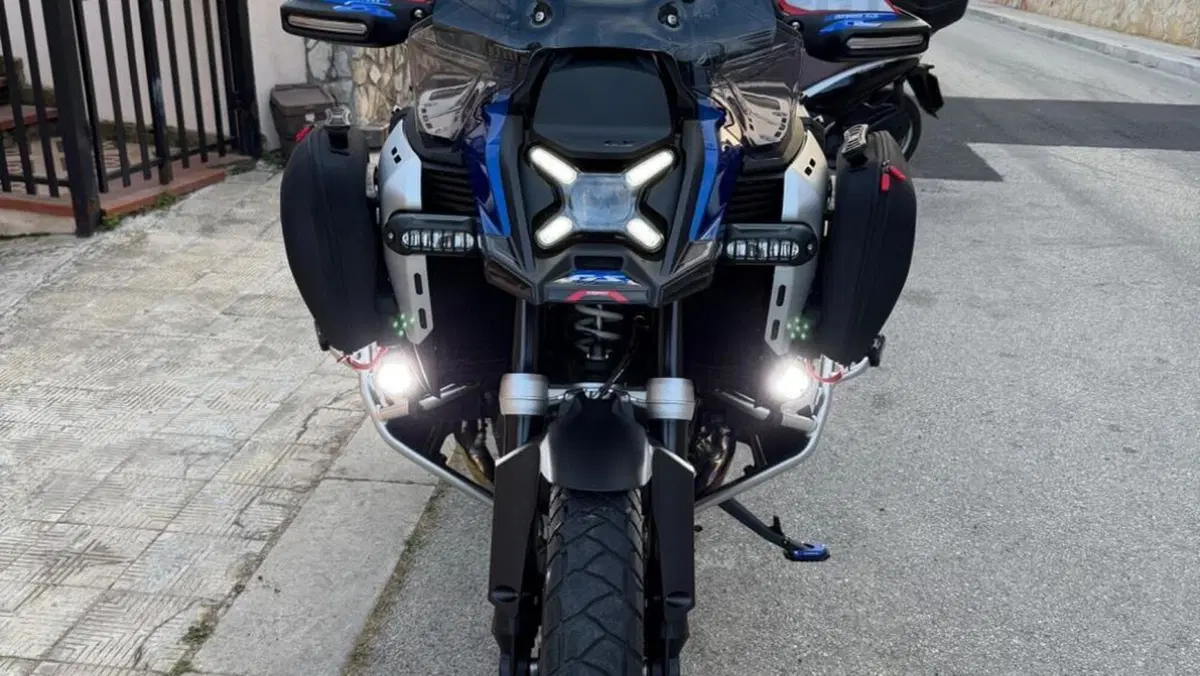 Bmw R 1300 GS Adventure Trophy (2025 - 26)  (4)