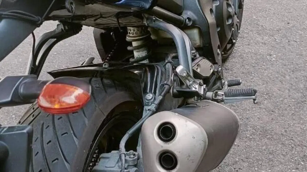 Yamaha Fazer 8 (2010 - 16)  (3)