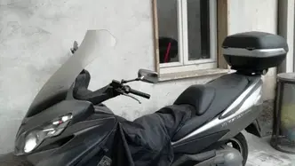 Suzuki Burgman AN 400 (2008 - 13) usata