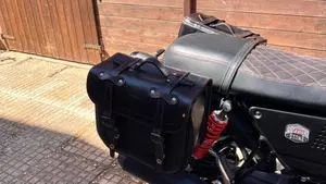 Moto Guzzi V7 III Stone S (2020)  (9)