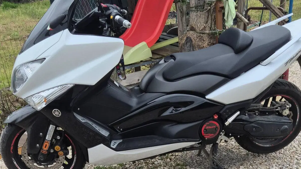 Yamaha T-Max 500 (2008 - 12)  (7)