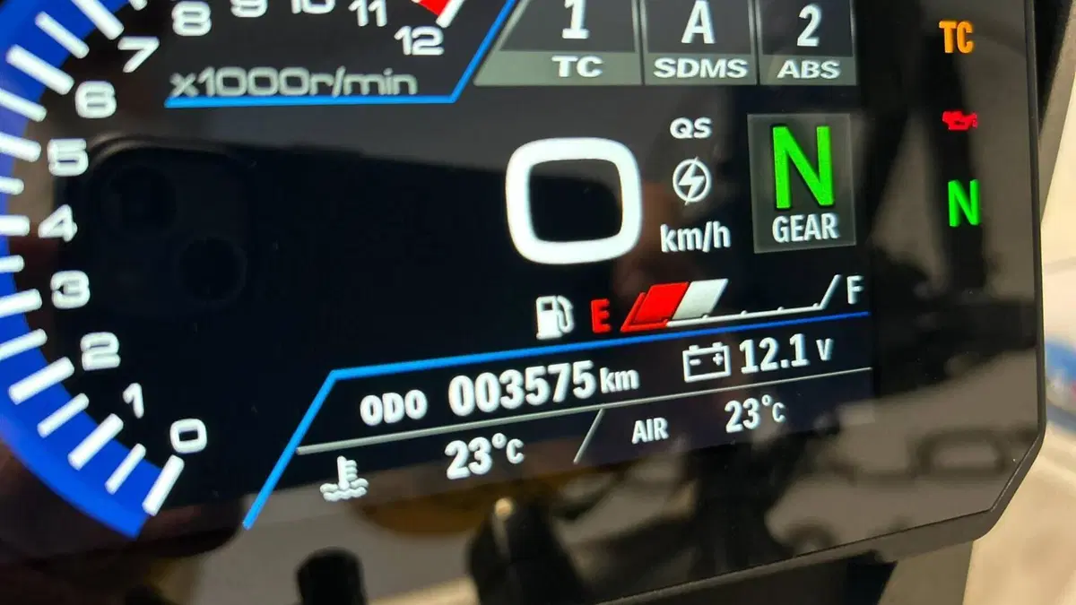 Suzuki V-Strom 800DE (2025 - 26)  (5)