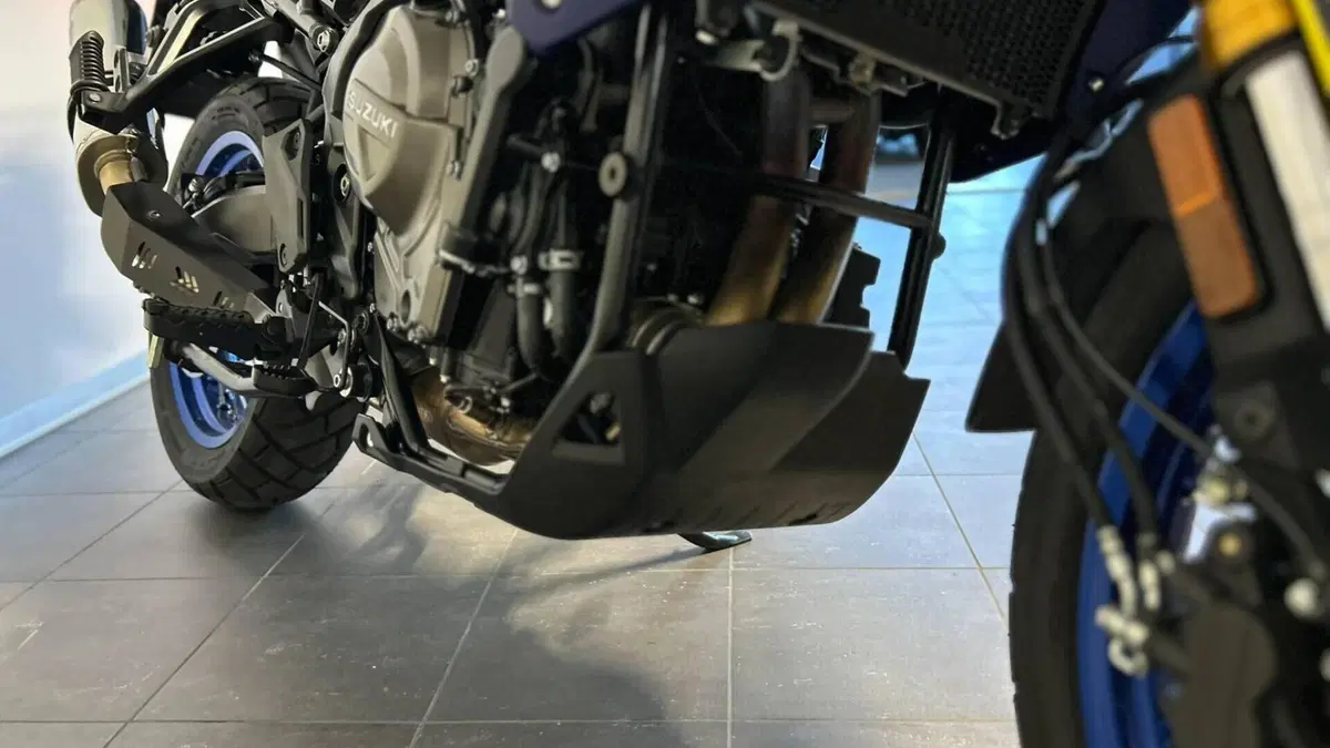Suzuki V-Strom 800DE (2025 - 26)  (9)