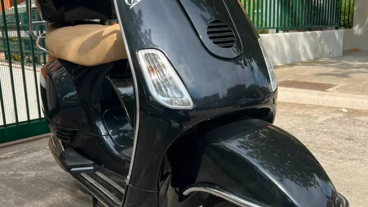Vespa   (9)