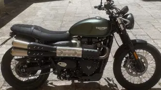 Triumph Scrambler 900 (2023 - 25) usata