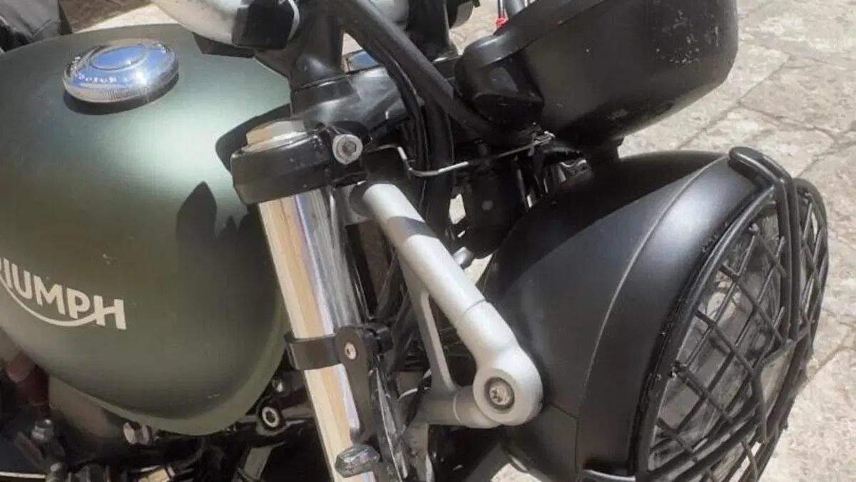Triumph Scrambler 900 (2023 - 25)  (10)