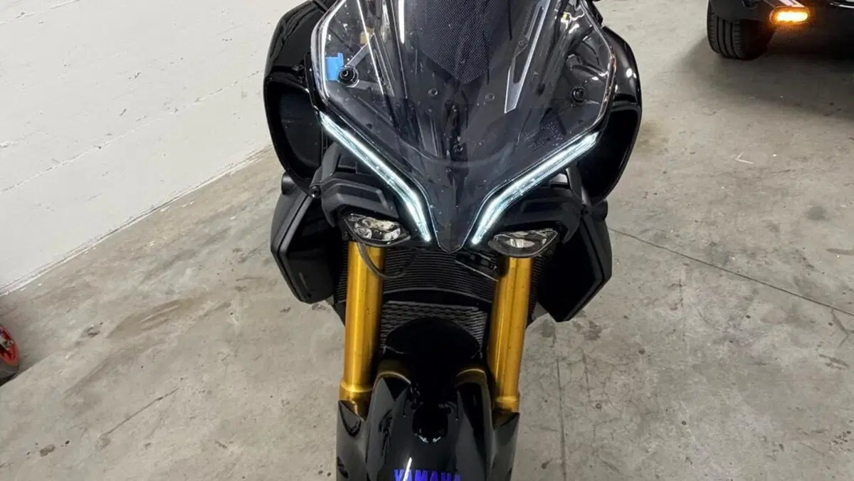 Yamaha MT-10 SP (2022 - 25)  (2)