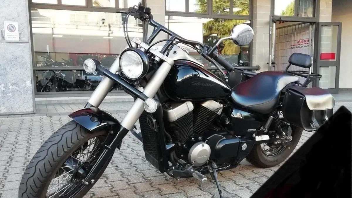 Honda Shadow 750 ABS (2012)  (5)