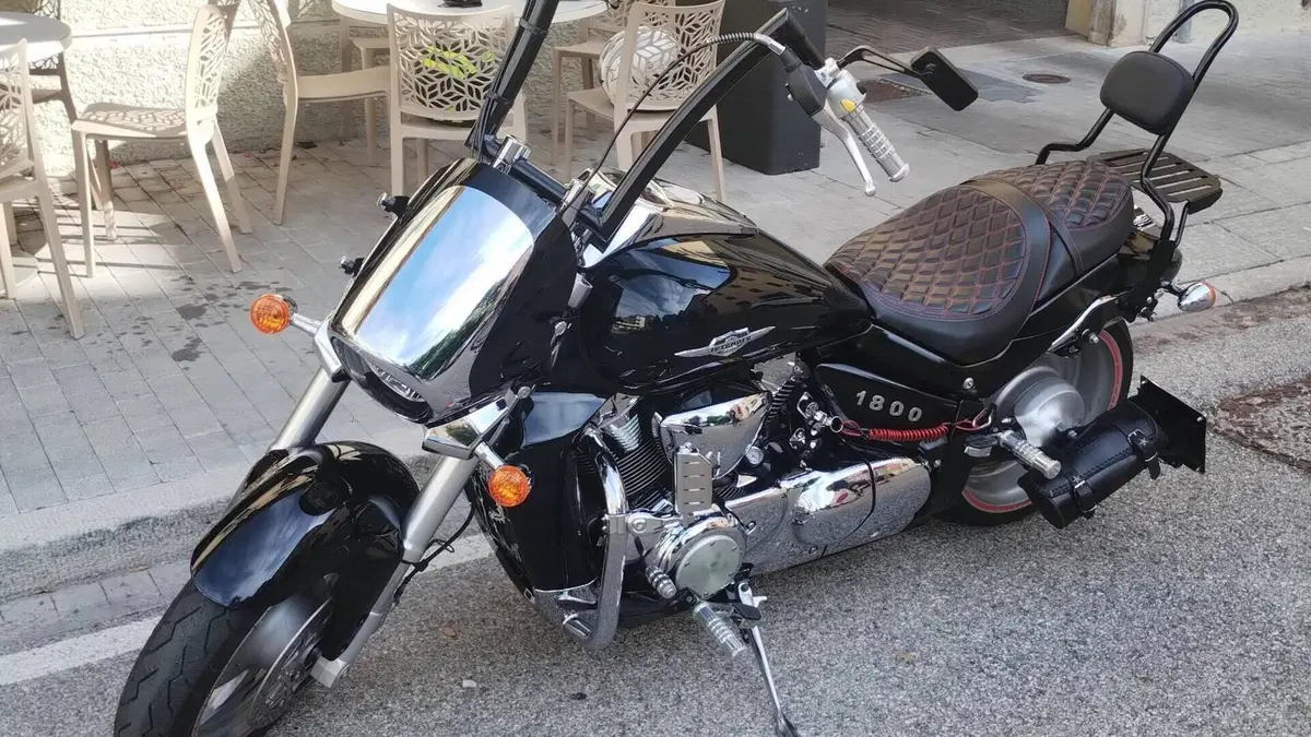 Suzuki Intruder M 1800 R (2009 - 14) 