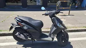 Piaggio Typhoon 50 (2018 - 20)  (3)