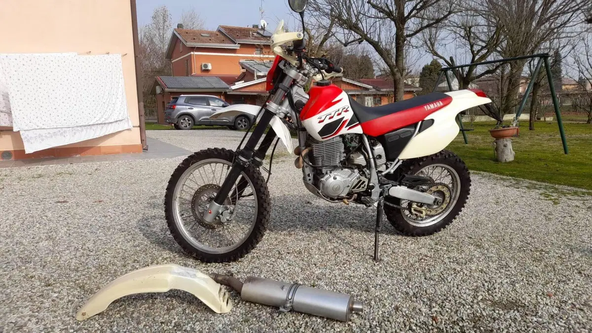 Yamaha TT 600 R  (6)