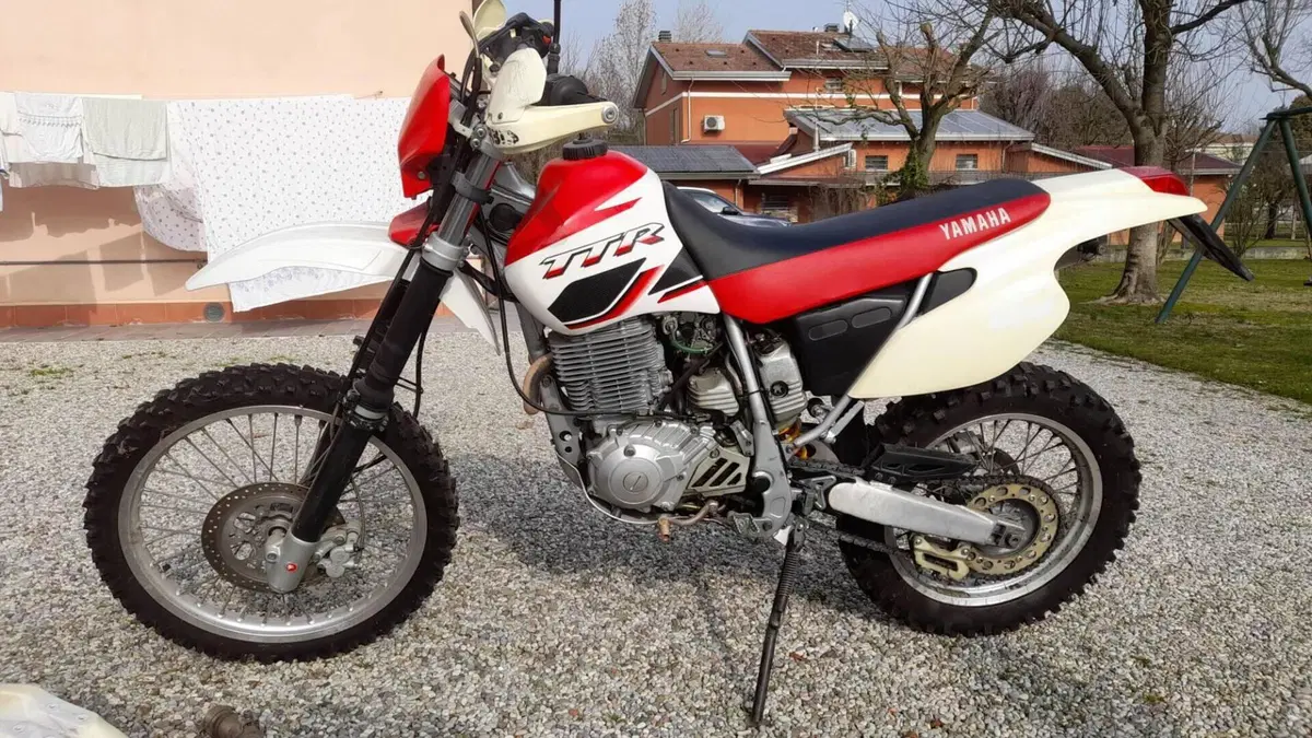 Yamaha TT 600 R  (7)