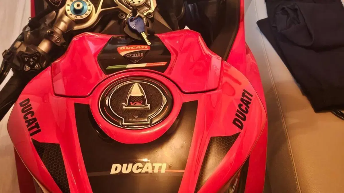 Ducati Panigale V2 S (2025 - 26)  (7)