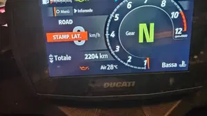 Ducati Panigale V2 S (2025 - 26)  (8)