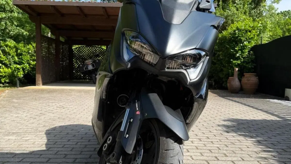 Yamaha T-Max 560 (2020 - 21) 
