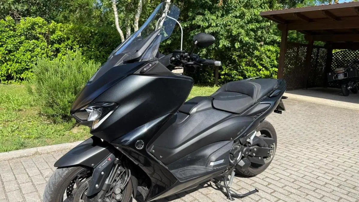 Yamaha T-Max 560 (2020 - 21)  (5)