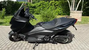 Yamaha T-Max 560 (2020 - 21)  (7)