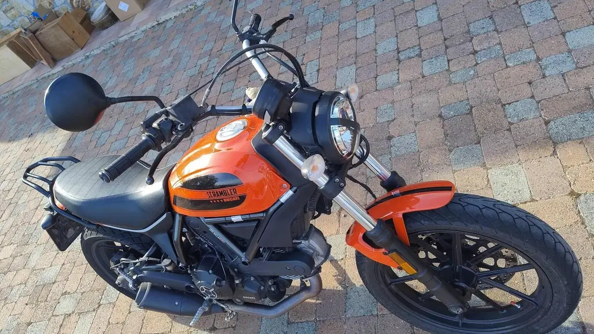 Ducati Scrambler 400 Sixty 2 (2016 - 21)  (2)